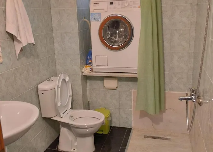 Seaside Break Saranda